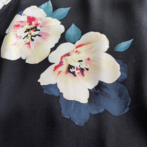 Lord & Taylor top - Picture 7 of 7